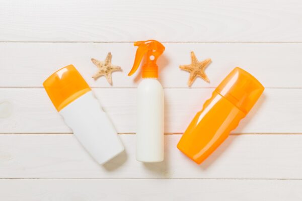 Loțiune, cremă sau spray cu SPF? Cum alegi varianta potrivită