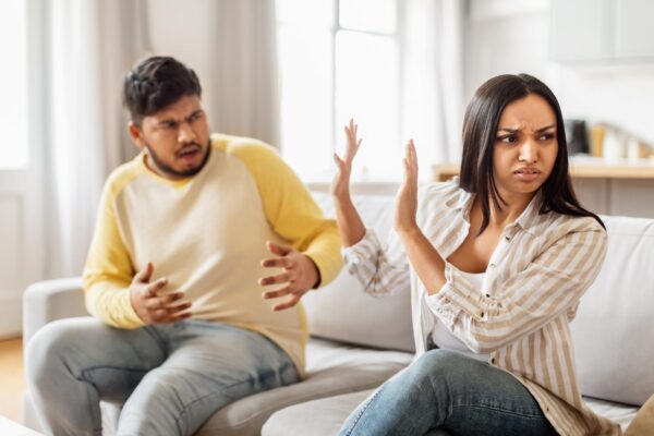 Ce să faci dacă familia partenerului se implică în deciziile voastre